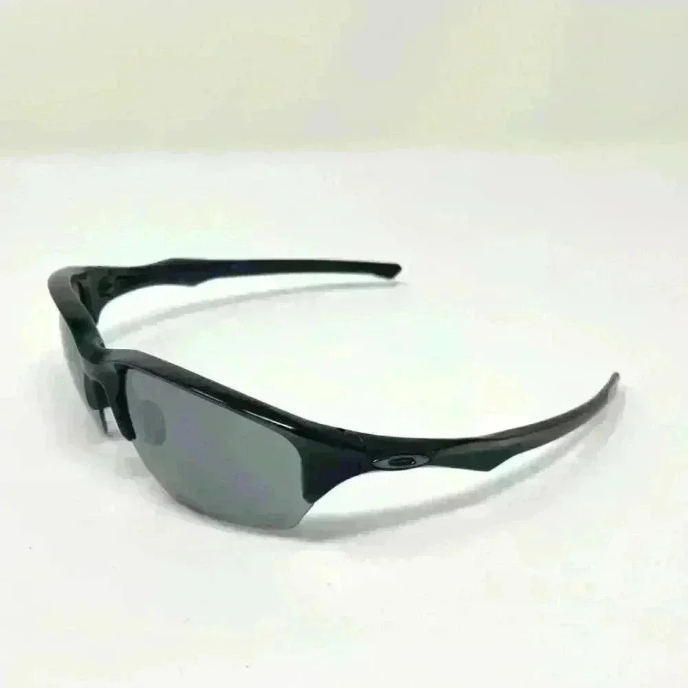 BRAND NEW IN BOX Oakley 0OO9363 Flak Beta Polished Black Black  Iridium DISCOUNT